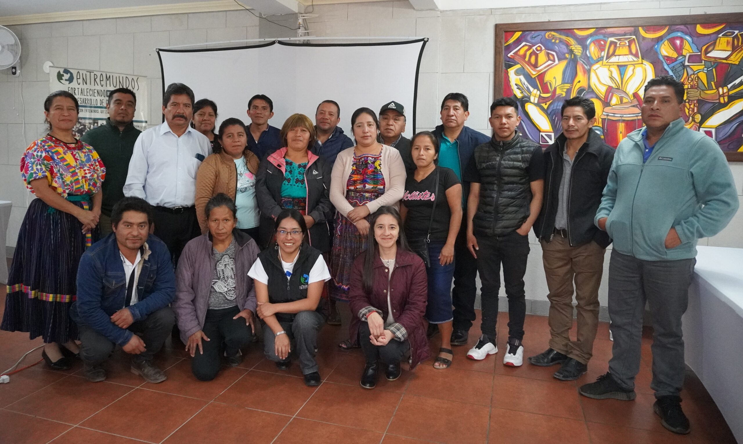 Primer encuentro entre organizaciones